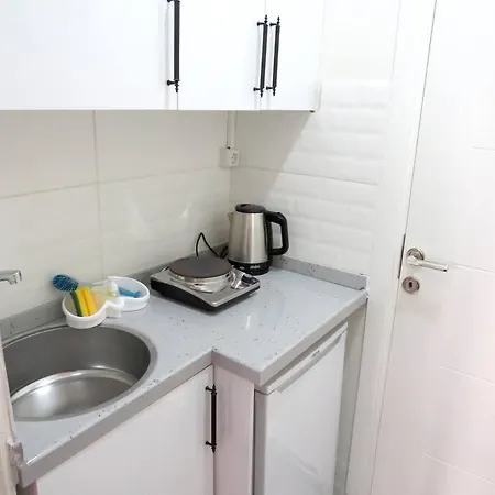 מלון דירות Istanberry - Royal 4*