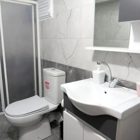 Istanberry - Royal Lower Floor Apartments 公寓式酒店